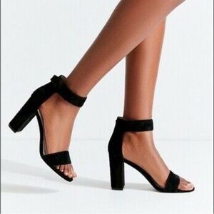 Jeffrey Campbell Lindsay Black Suede Heels – Size 7 (EUC)